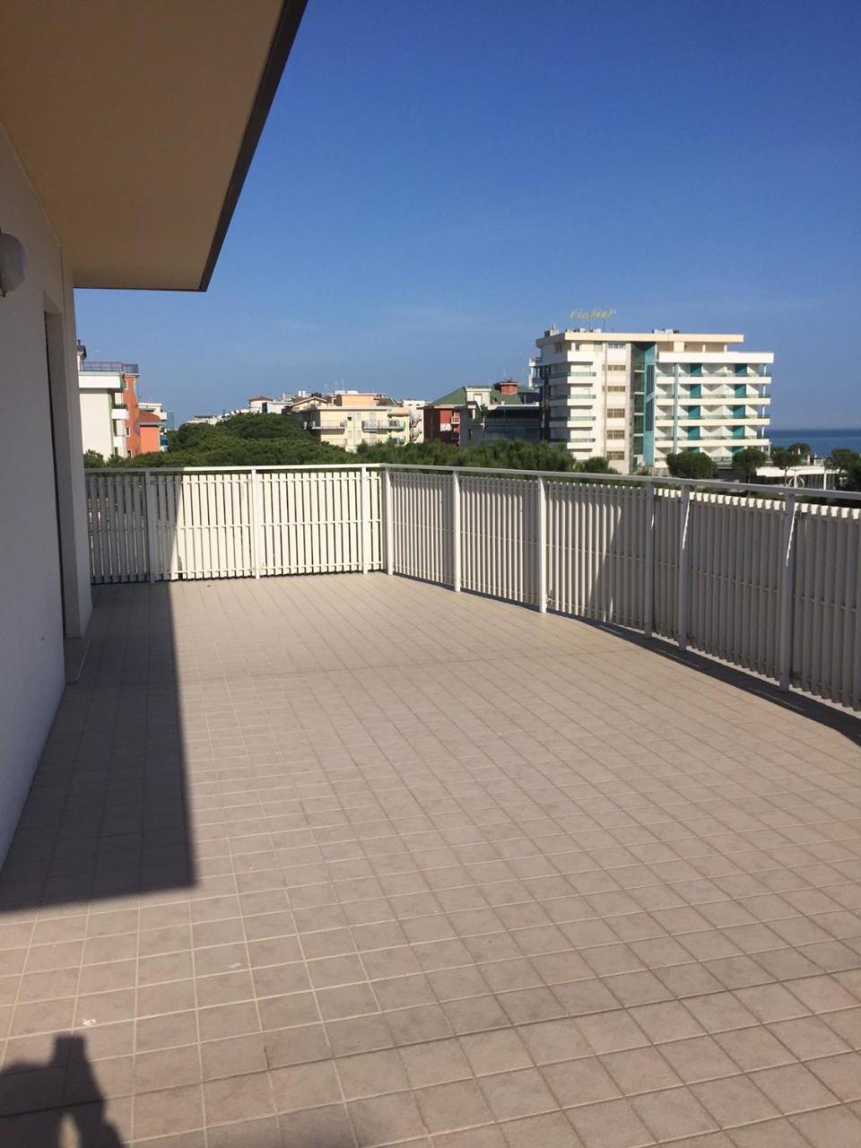 Residence Gallo - Walterigato Apartments Per Solo Famiglie Lido di Jesolo Exterior foto